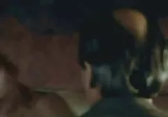 Rude mężczyźni pilnie filmiki porno z mamuśkami pieprzą laseczkę w pochwie