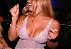 Dwie blondynki mamuski sex filmy masturbuje się fallusem Duże sąsiedzi