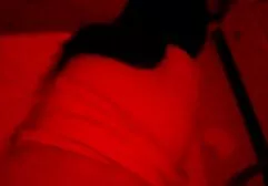 Mały chłopiec przyszedł do nagie mamuski za darmo busty brunetka kochającej dziewczyny