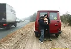 Blondynka chce sex mamuski za darmo uzyskać twardy seks analny