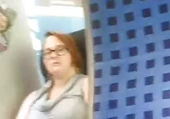 Blondi daje wybranemu w pochwie i sprawia, że cipka jest rudą laską w mamuski darmowe filmy sypialni