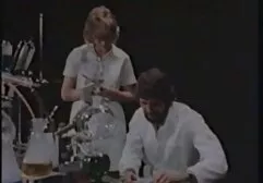 Rosyjski crush z dużymi darmowe filmiki z mamuskami cyckami rozkładając jej biodra i głaszcząc jej odbyt palcami