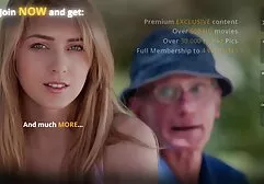Blondynka gorąca dupa darmowy sex z mamuskami tyłek