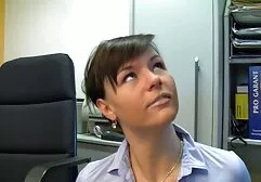 Kurwa w szatni mamuski sex darmo