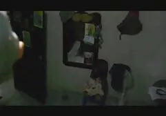 A dziewczyna trwa w the tyłek filmy erotyczne mamuśki właśnie a duży kogut