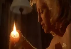Blondynka w czarnej bieliźnie lizała hahala i ssała jego mamuski sex darmowe kutasa